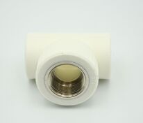 Тройник PP-R D 20 х 3/4" х 20 РВ белый РосТурПласт